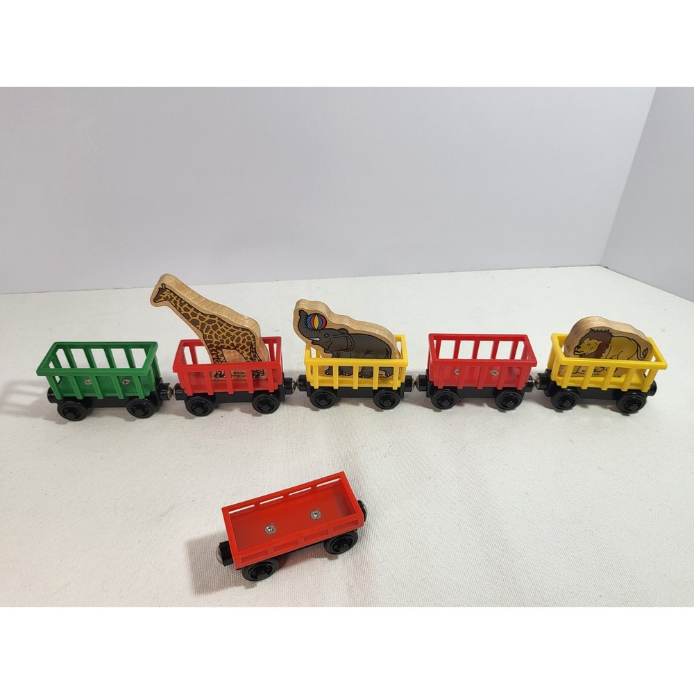 Thomas Friends Wooden Railway Circus Train 2001 Gullane Animal Cars Lot 6pc